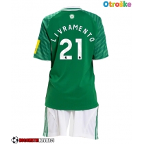 Otroške Nogometnih dresov Newcastle United Tino Livramento #21 Gostujoči 2025-26 Kratki rokavi (+ hlače)